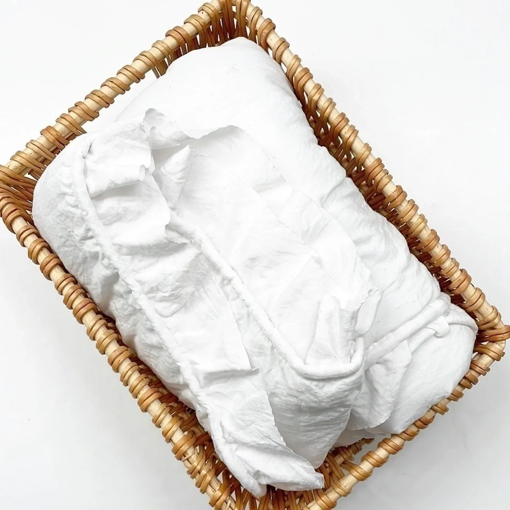 White ruffle baby blanket